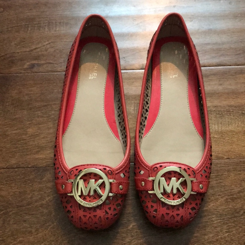 Micheal Kors ballet flats